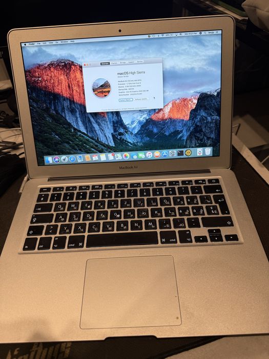 MacBook Air 13” (Mid 2011) – у відмінному стані