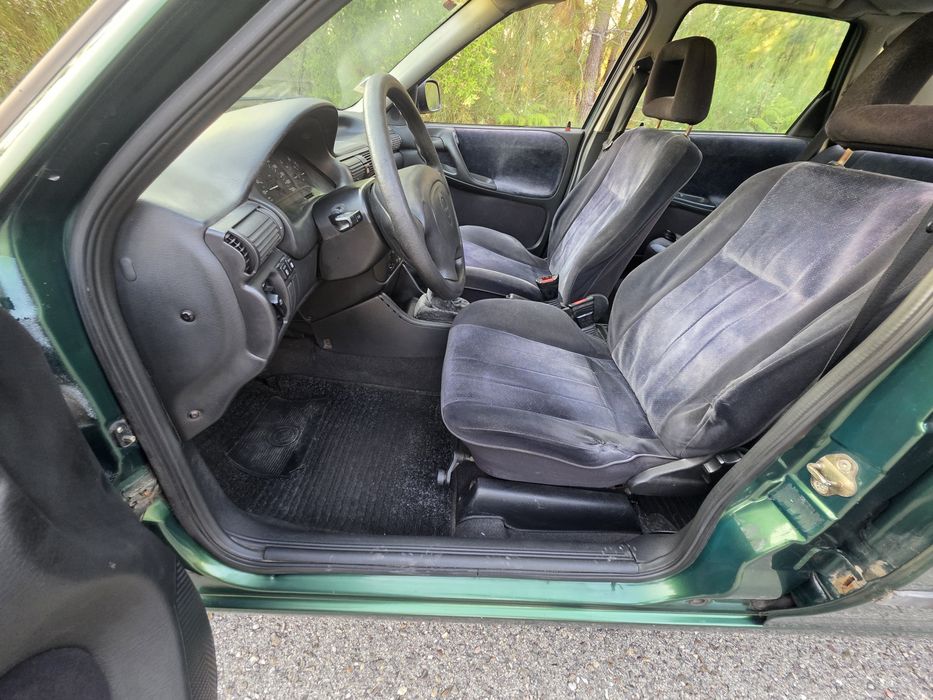 Opel astra 1.4i inspecionado bom estado