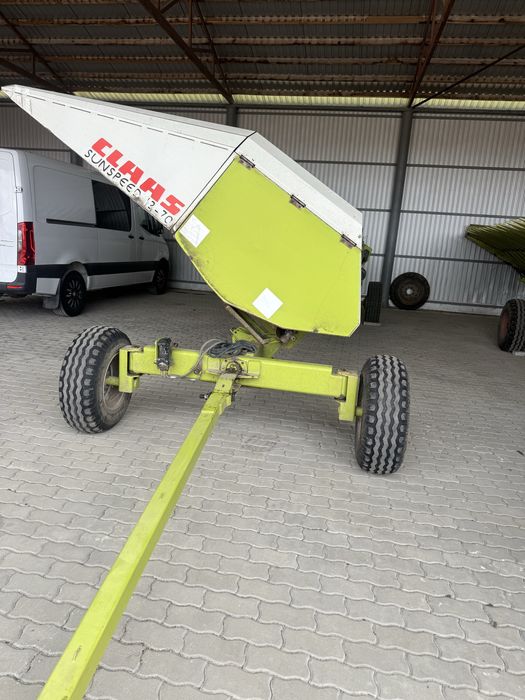 Продам  соняшникову  жатку claas sunspeed 12-70!