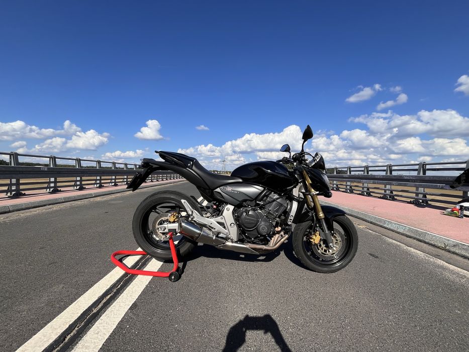 Honda Hornet  !!!