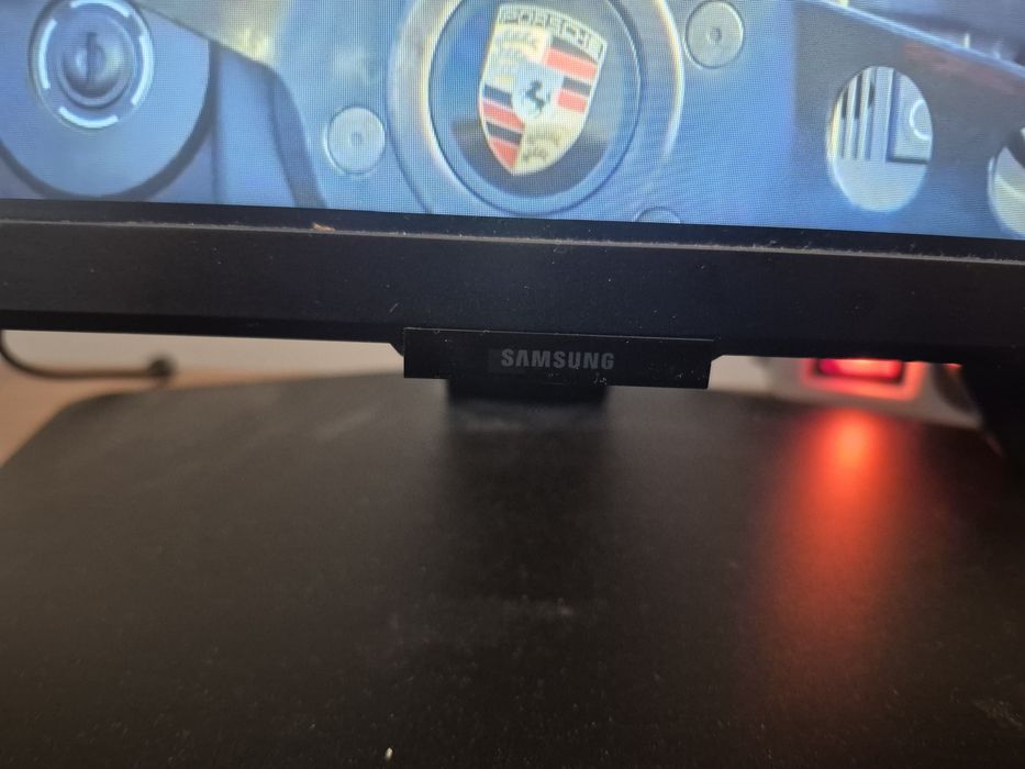 Monitor LED Samsung Odyssey G5 32"2560 x 1440 IPS 180Hz