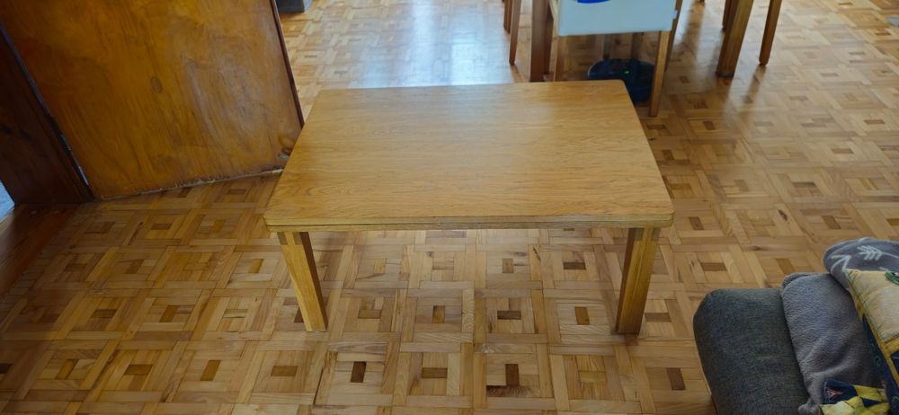 Piękna ława dębowa rozkładana.