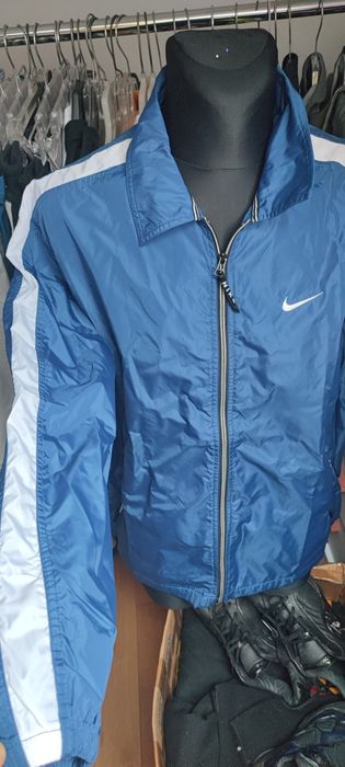 Kurtka wiatrówka Nike L