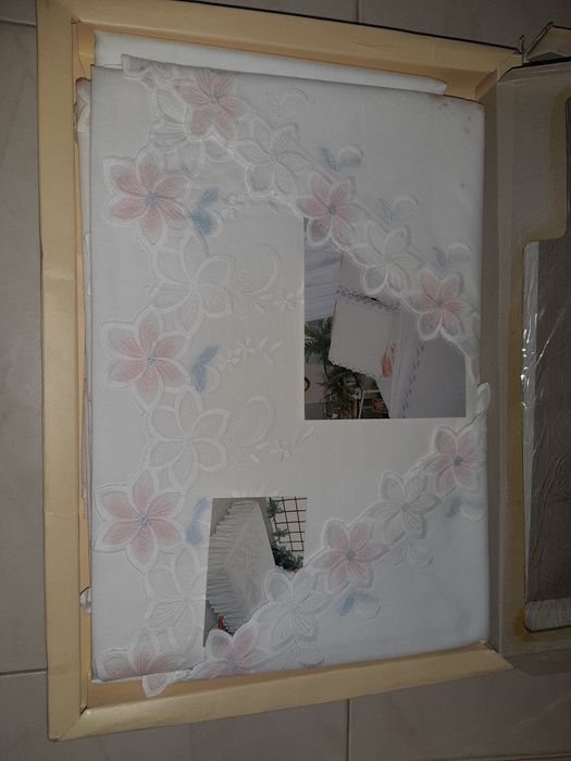 Jogo de cama de casal bordado  novo