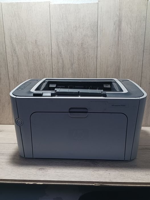 Принтер HP Laser jet p1505
