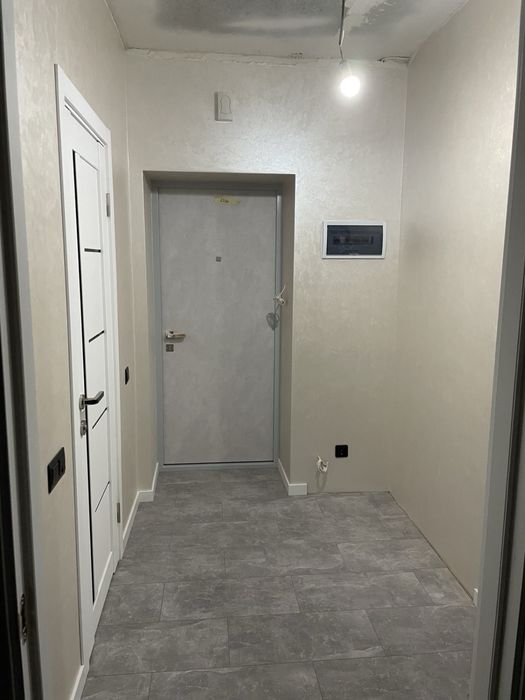 Надам послуги внутрішніх робіт(квартир, будинків. Т.д)