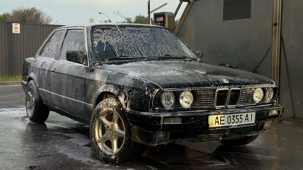 BMW E30 купе m40b18