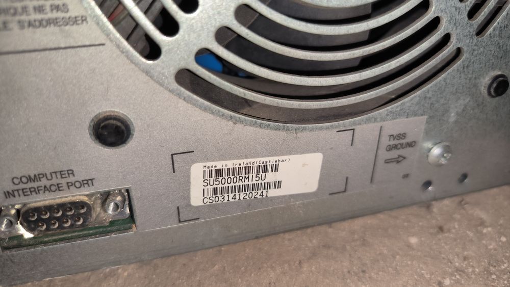 Бесперебійник ДБЖ APC Smart 5000 SU5000RMi5U