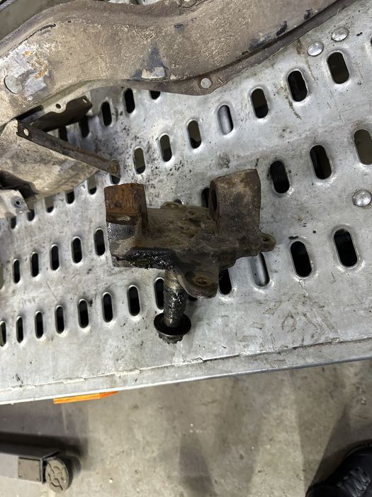 Продам цапфа газель балка