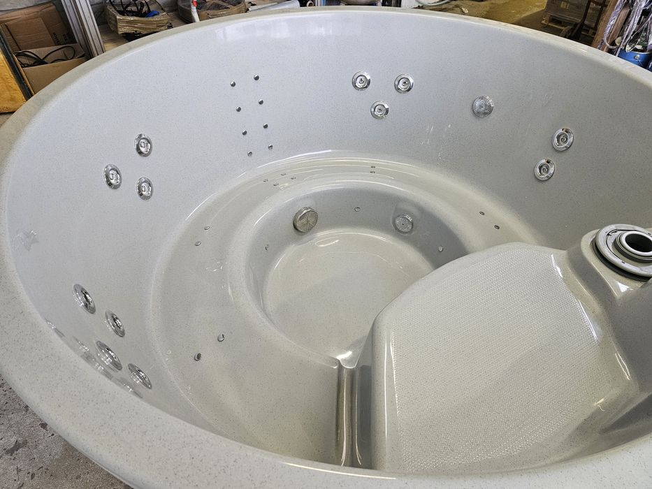 Balia 225 cm 8 osób HOT TUB Bania jacuzzi wanna ogrodowa