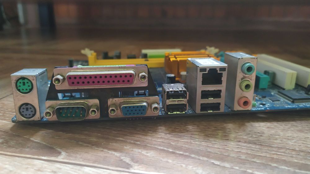 Płyta główna GIGABYTE GA-G31M-ES2L