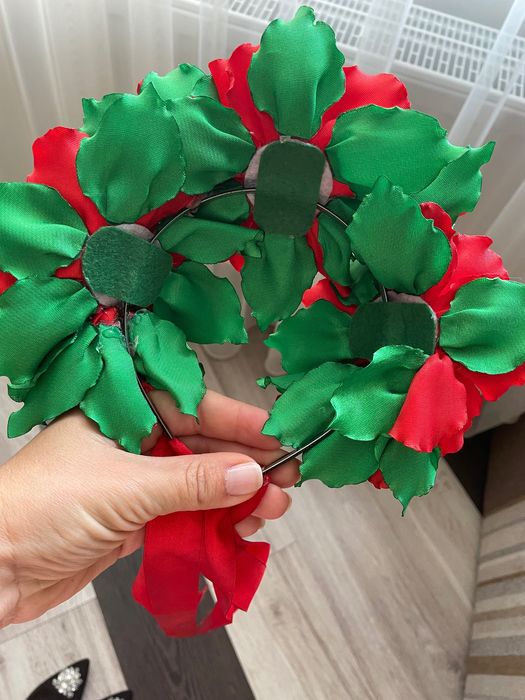 Вінок на голову з лентами