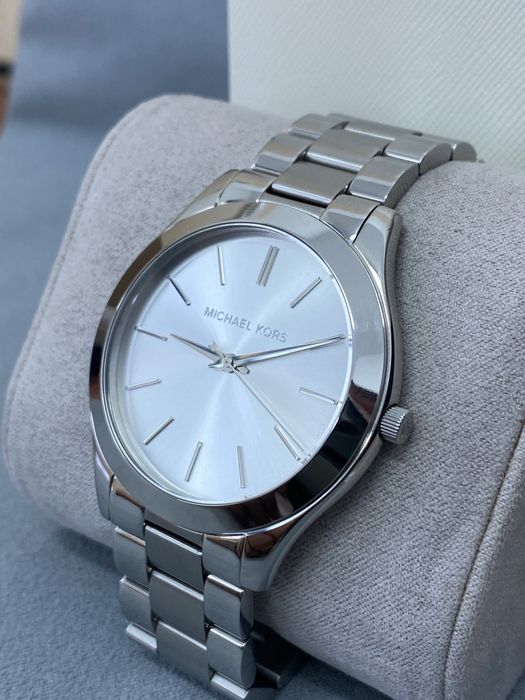 Mega cienki Michael Kors slim runway silver steel
