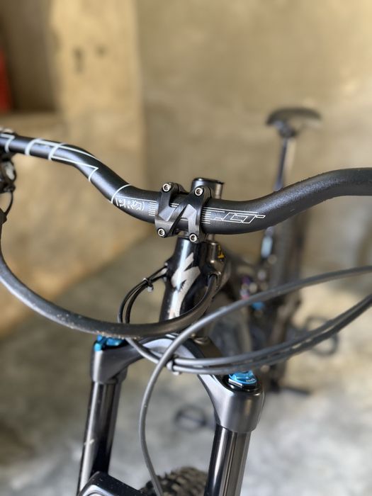 Specialized em carbono