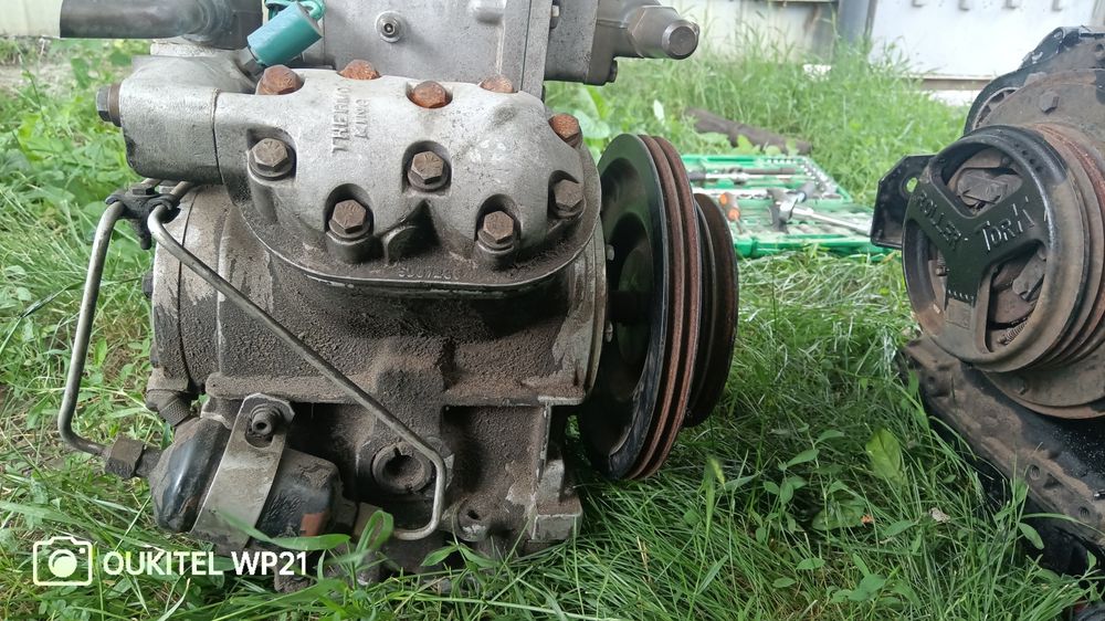 Продам двигатель компрессора