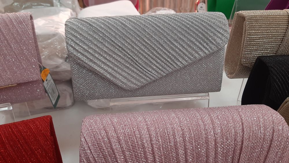 Malinha Bolsa Pochete Festa Cinza Prateada - Nova