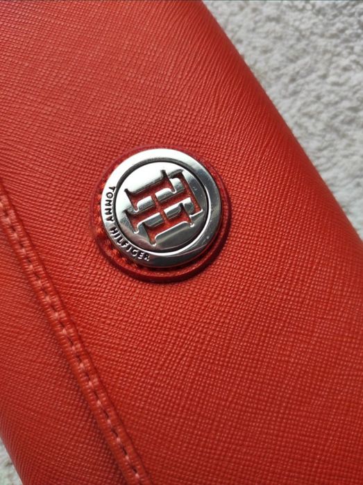 Portfel damski duży Tommy Hilfiger pomarańczowy granatowy nowy z metką