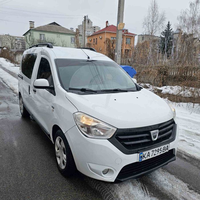 Renault Dacia Dokker (Рено,Дачіа) 1.5 dci 2013рік (доккер)