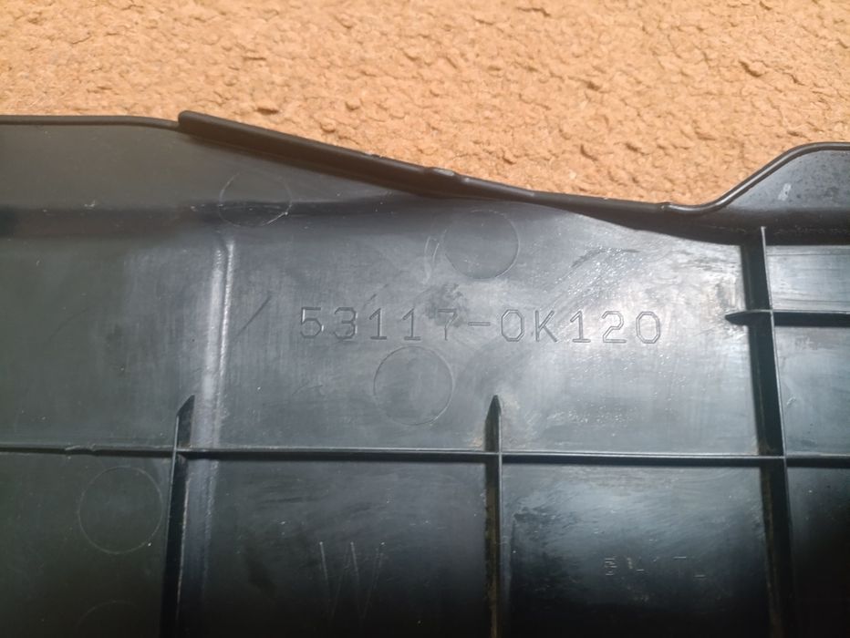 531170K120 Toyota Накладка передней панели
