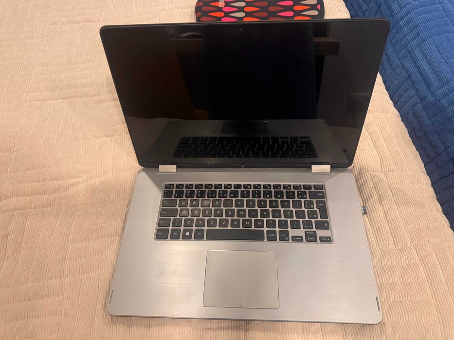 DESKTOP- J0USKM6- DELL TOUCH SCREEN - TABLET - INTEL(R) CORE i5 -5200U  INSPIRON 7558 - CPU @ 2.20 GHZ 8 GB RAM- PLACA GRÁFICA 128 MB