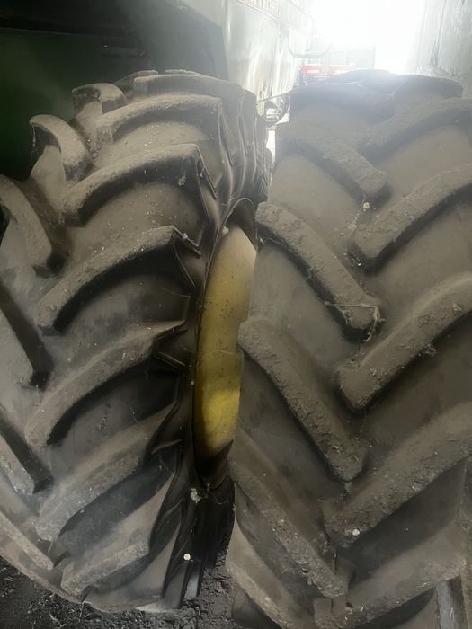 Комбайн John Deere 9610