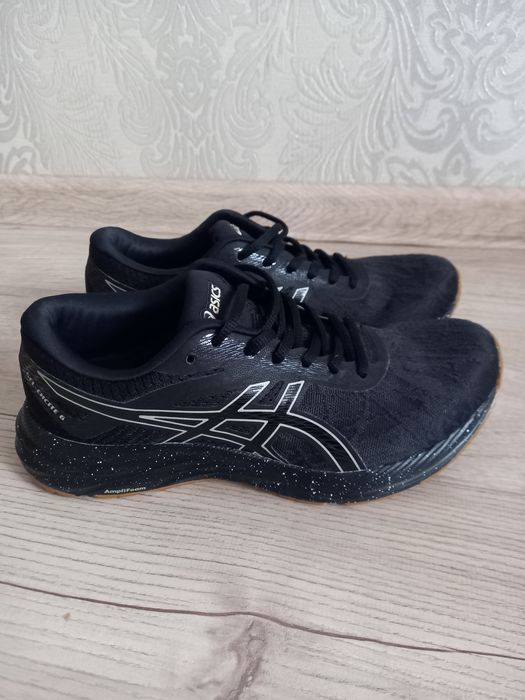 Продам кроссовки Asics Gel-Excite 6