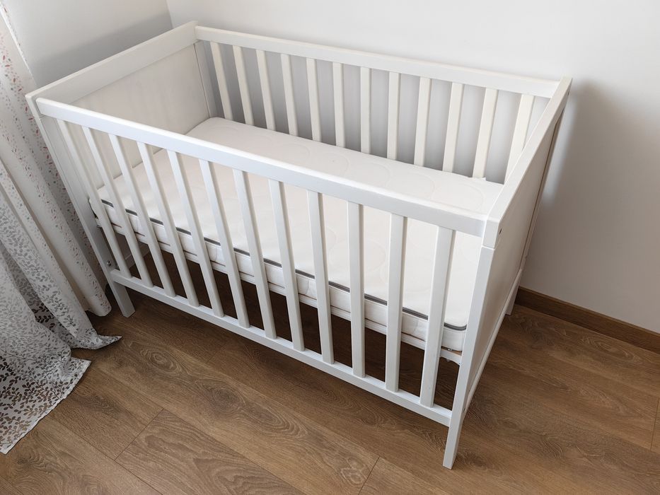 Łóżeczko Ikea sundvik