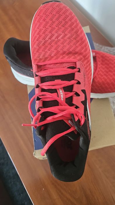 Buty sportowe  "JOMA" Rozmiar 42