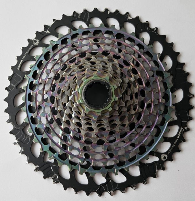 Kaseta SRAM XX1 XG-1299 Eagle oilslick, tęczowa, rainbow