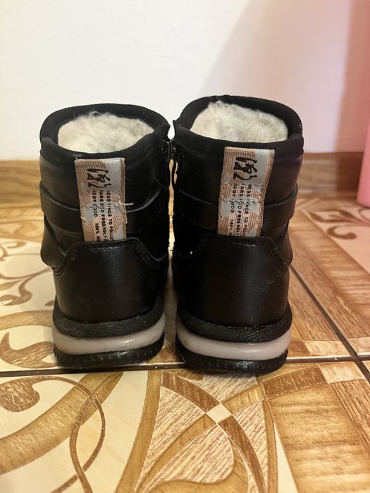 Зимові чобітки теплі