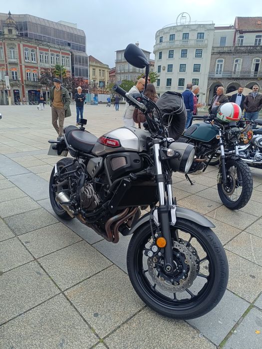 Yamaha XSR 700 Grey