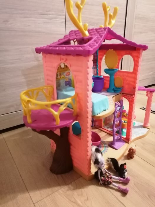 Domek jelonków Enchantimals