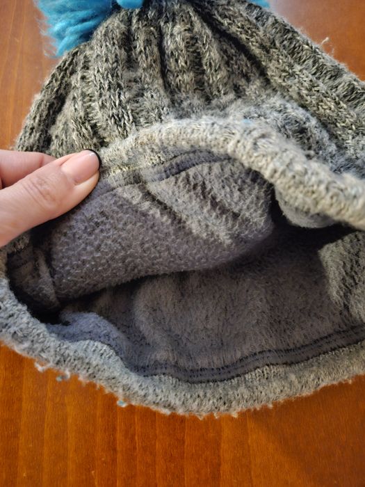 Czapka zimowa i komin dla chlopca 5-6lat stan bardzo dobry.