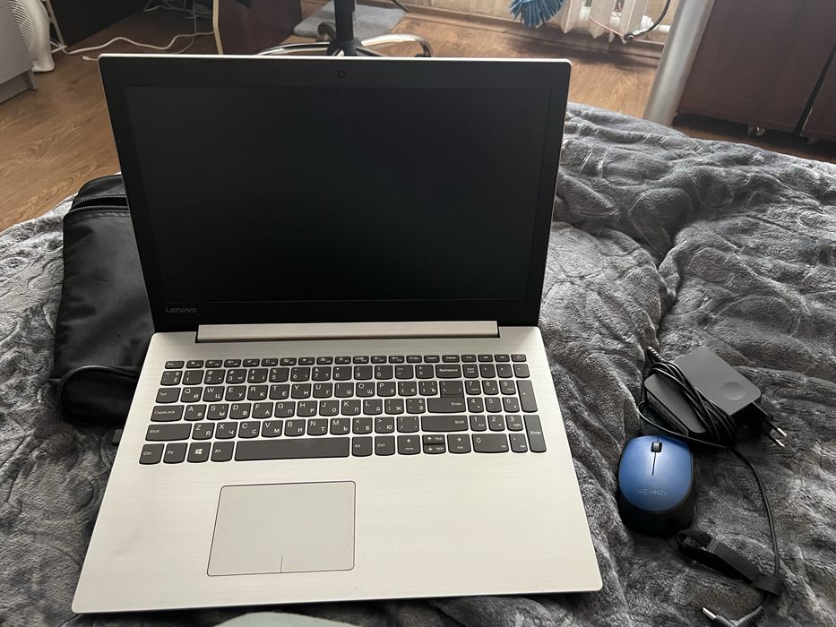 Ноутбук Lenovo в хорошому стані