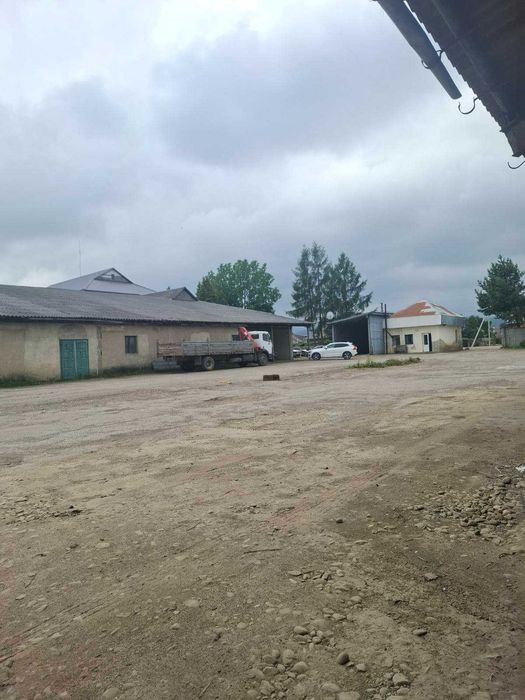 Продаю виробничо-складський комплекс 10000м2 та 4.8га землі.