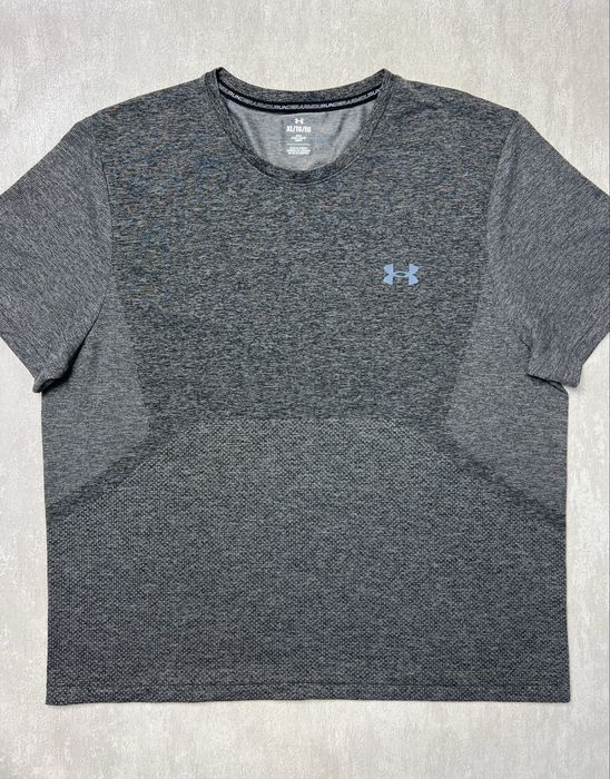 Футболки Under Armour UA SEAMLESS STRIDE SS