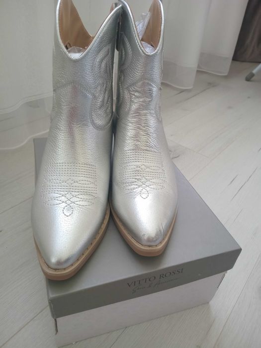 Чобітки козаки срібні