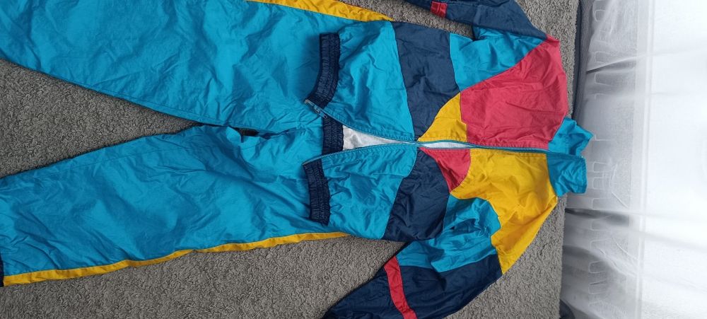 Дитячий балоньовий спортивний костюм