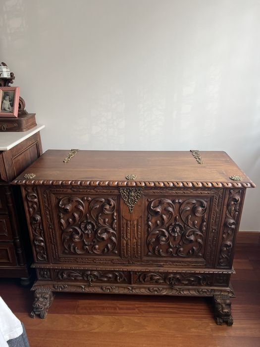 Arca madeira em madeira