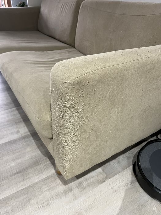 Vendo sofá 2 lugares com pufe