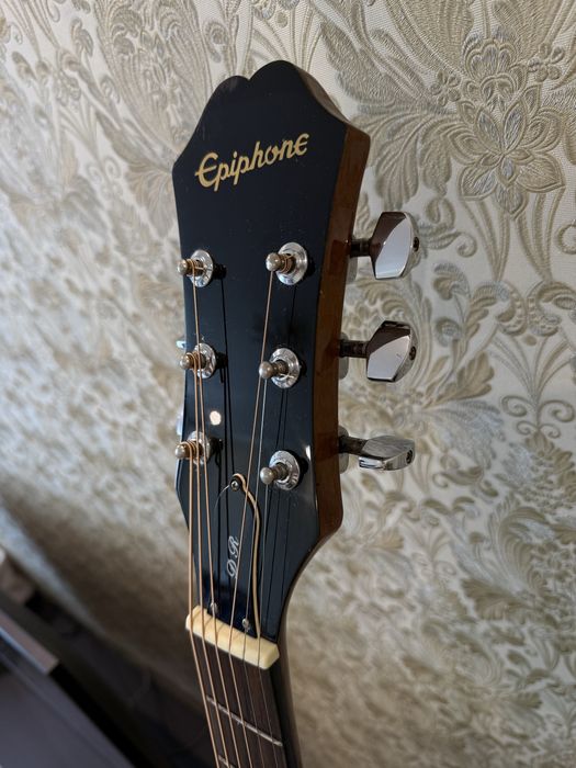 Акустична гітара Epiphone DR-100NA