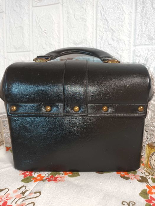 Саквояж рэтро винтаж фабрика Бебеля 1979