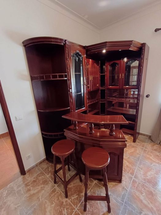 Vendo bar de canto
