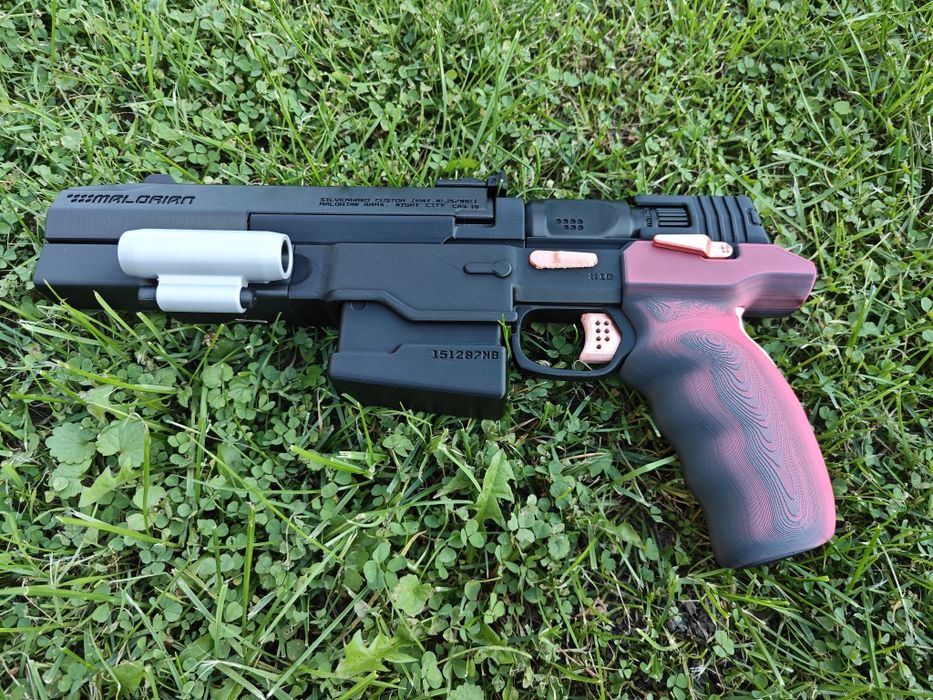 Zabawka pistolet Malorian - CyberPunk