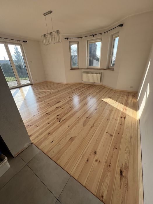 Cyklinowanie podłóg schodów