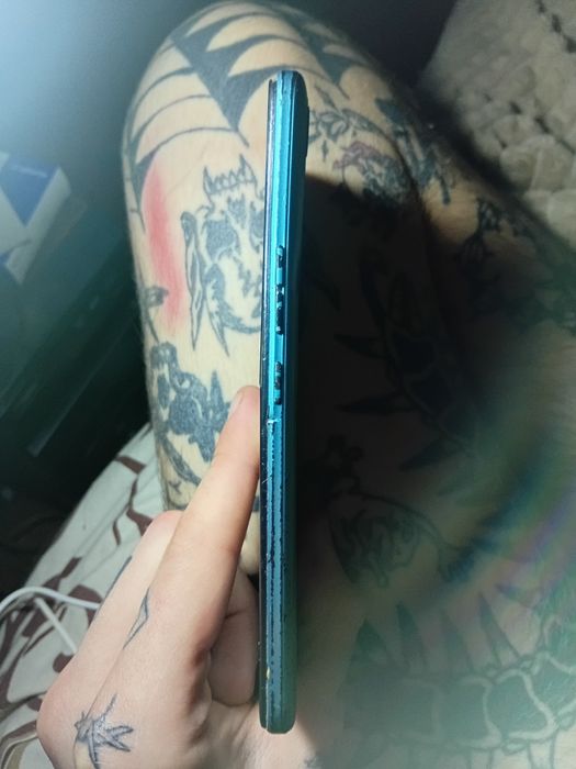 Продам телефон Tecno Spark