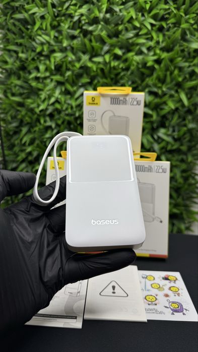 Стильний маленький павербанк Базеус Bipow2 energifill FC51 Baseus