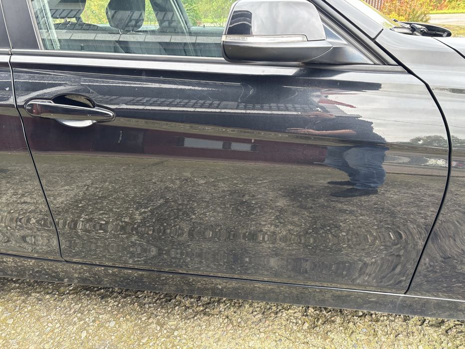 BMW F30 F31 Drzwi prawe 475