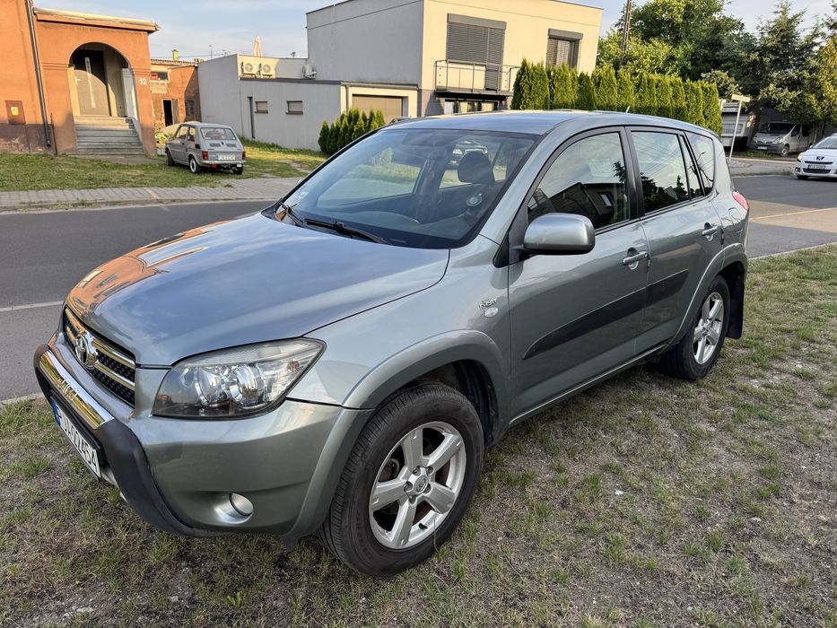 Sprzedam TOYOTA RAV4 2007 r