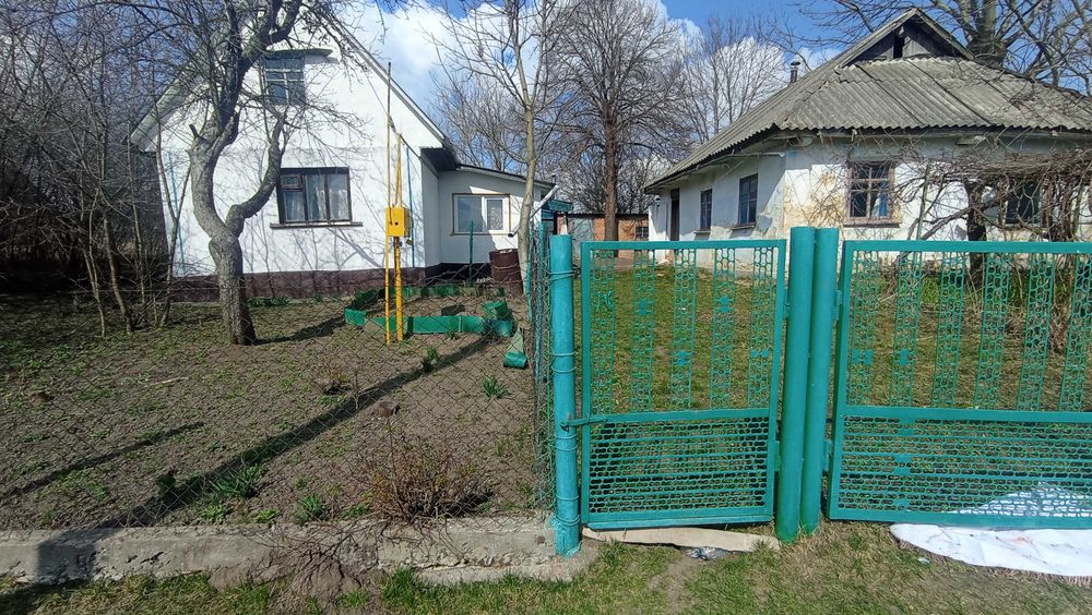 Цегляний будинок не далеко від м.Хмельницький